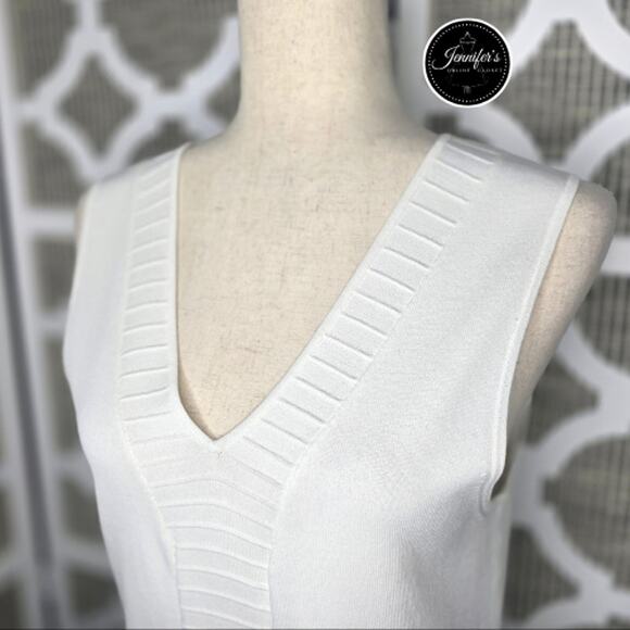 Cable & Gauge White V-Neck Sleeveless Sweater Top Size Large - Picture 2 of 8